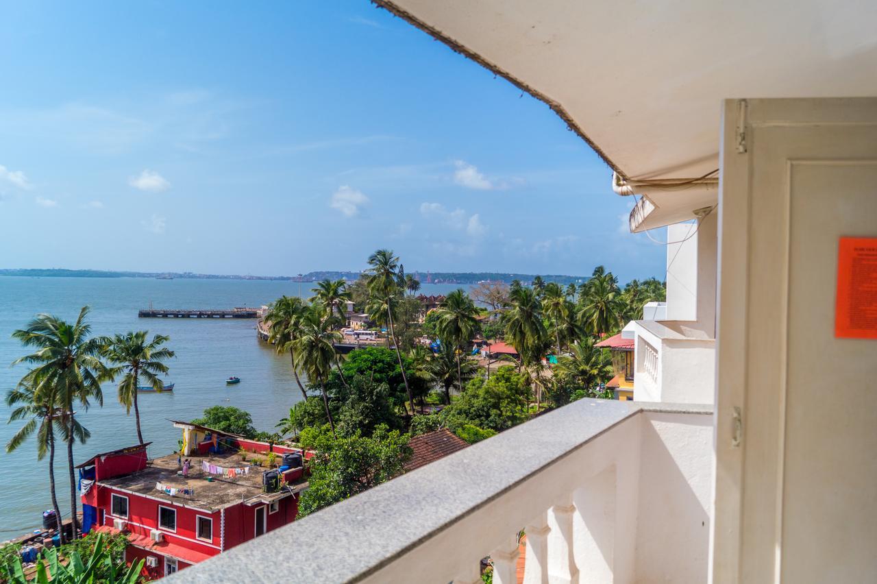 Zuariview Guest House Dona Paula Exterior foto